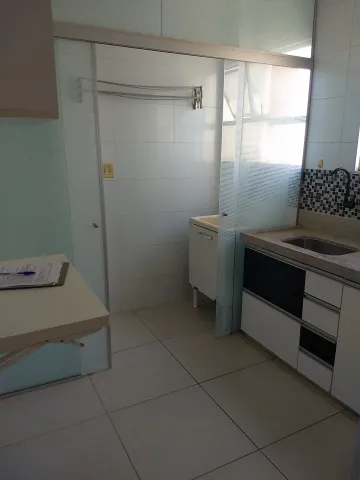 Alugar Apartamento / Padrão em São José do Rio Preto. apenas R$ 950,00