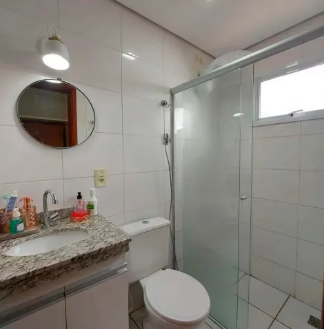 Apartamento com ótimo acabamento - 2 quartos (uma suíte).