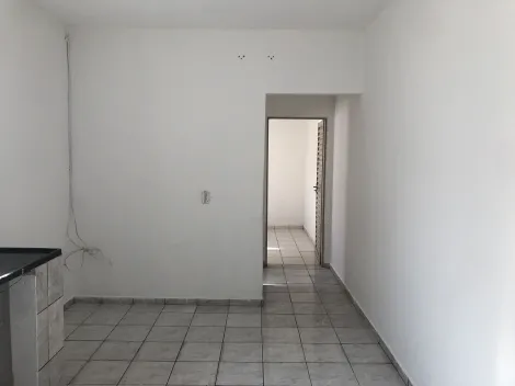 Alugar Casa / Padrão em São José do Rio Preto. apenas R$ 750,00