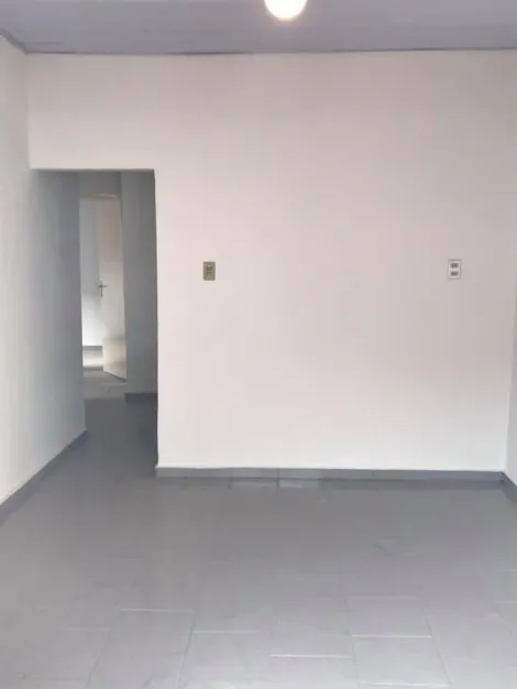 imagem 3 - Casa com ótimo terreno, contendo 3 quartos e um amplo quinta com quiosque para confraternização. imagem 3 - Casa com ótimo terreno, contendo 3 quartos e um amplo quinta com quiosque para confraternização.