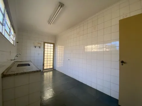 imagem 5 - Casa com 3 quartos (uma suíte) no Bairro Roseiral  - 250 m da igreja São Judas Tadeu. imagem 5 - Casa com 3 quartos (uma suíte) no Bairro Roseiral  - 250 m da igreja São Judas Tadeu.