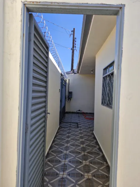 imagem 5 - Casa com edícula à venda - uma quadra do Supermercado JJ. imagem 5 - Casa com edícula à venda - uma quadra do Supermercado JJ.