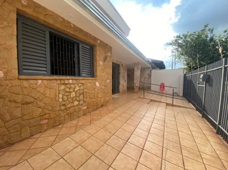 imagem 2 - Imóvel misto, em frente à praça - 242 m² de terreno e 133 m² de construação imagem 2 - Imóvel misto, em frente à praça - 242 m² de terreno e 133 m² de construação